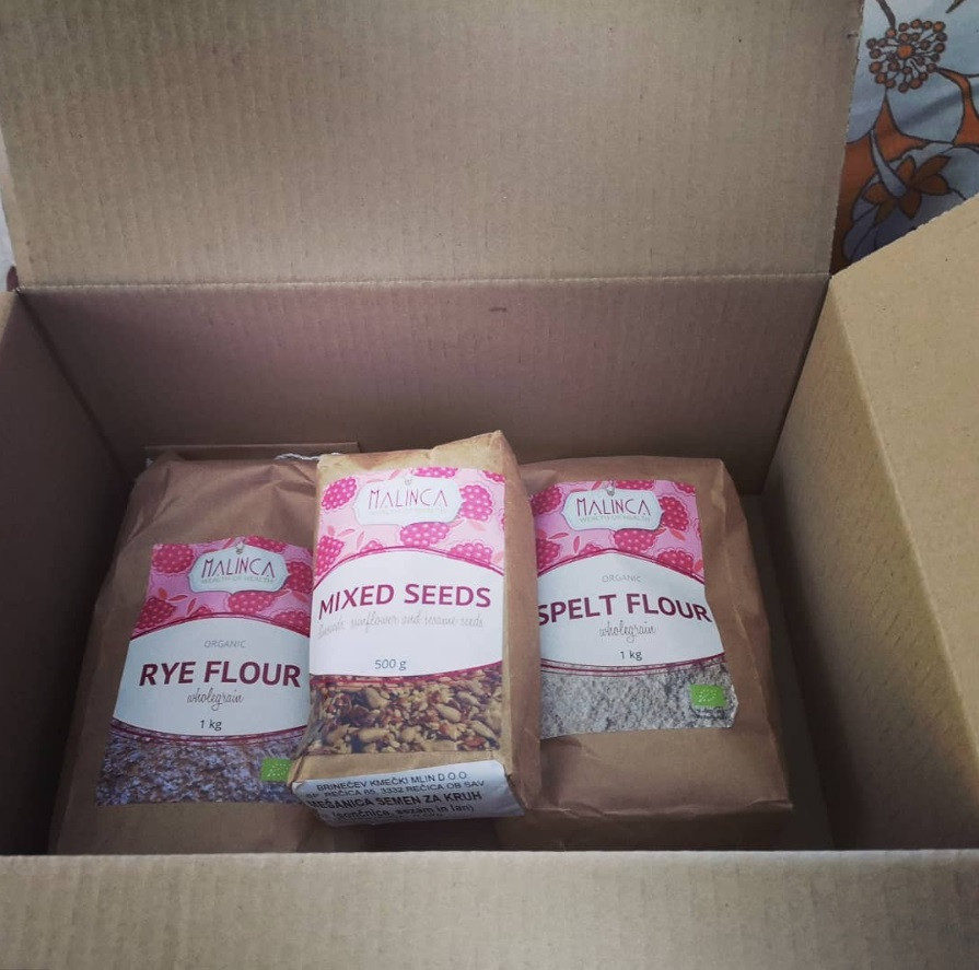 Slike strank - Manca Bartol